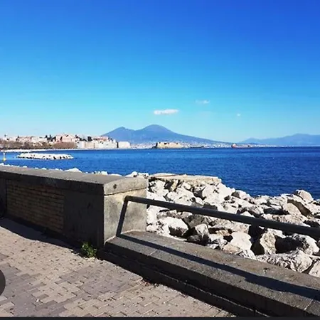 アパート Zia Giuseppina & Rosa Riviera Di Chiaia ナポリ